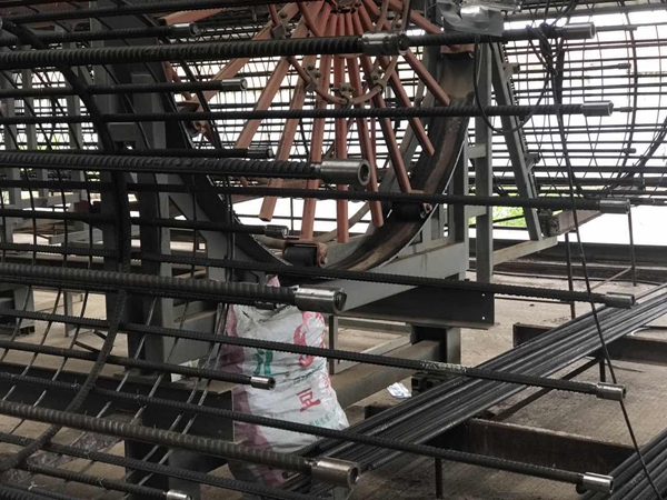 中國效率：花莞高速創(chuàng)造快捷交通